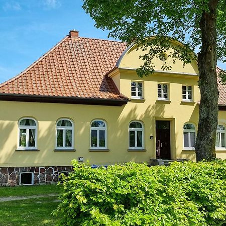 Gutshaus Neu Necheln Apartment Bruel ภายนอก รูปภาพ